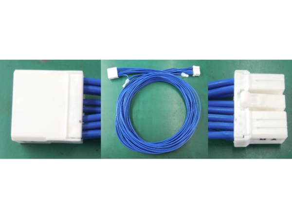 MLCコネクタ搭載 組ハーネス | 産業用ハーネス加工＆ユニット組立ソリューション